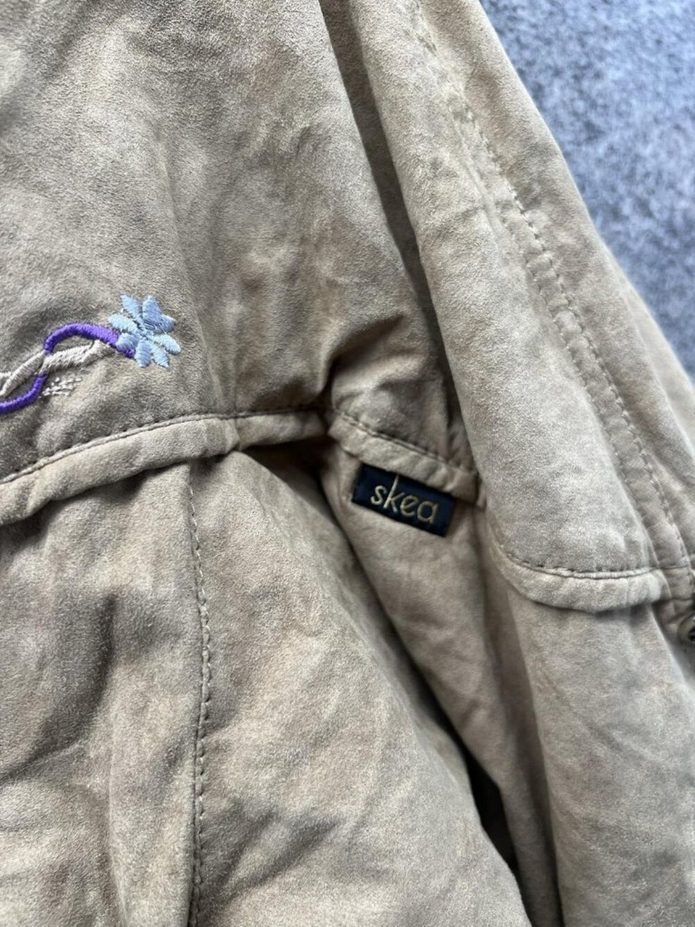 Vintage Skea Ski Suit Womens 10 Beige Black One Piece Snowsuit USA Embroidered - Picture 2 of 12